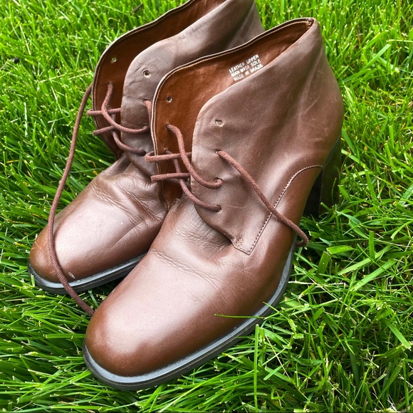 Etienne Aigner red brown heeled leather booties - Picture 3 of 5